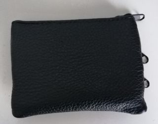 Monedero negro con 3 cremalleras