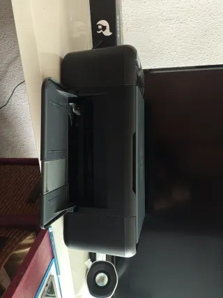 Stampante HP Deskjet F2420 con scanner