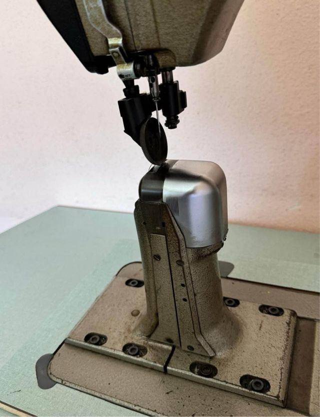 Macchina da cucire professionale PFAFF