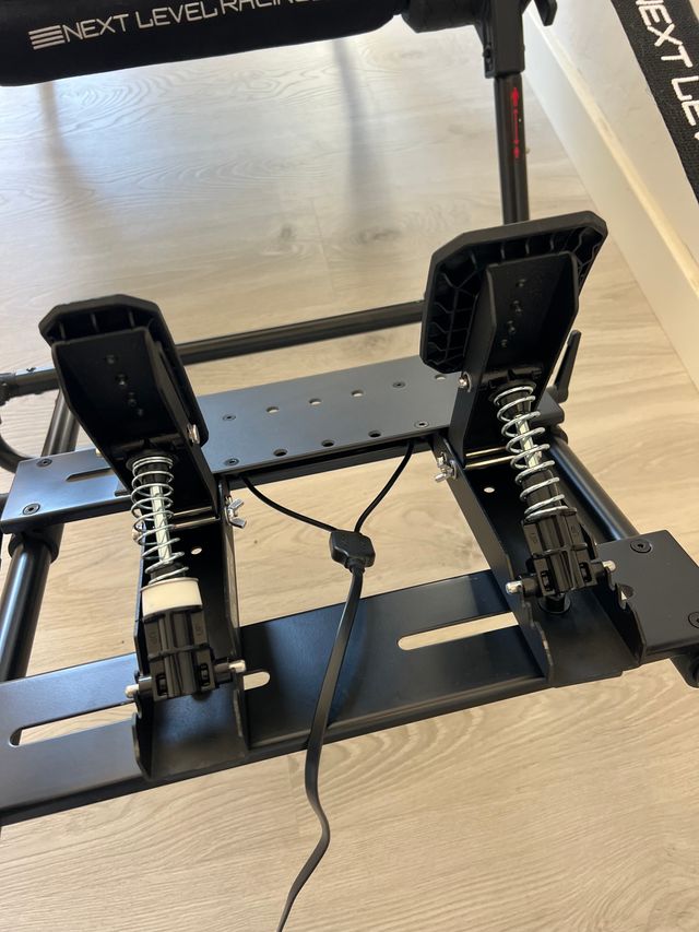 Volante Thrustmaster T598 PS/PC