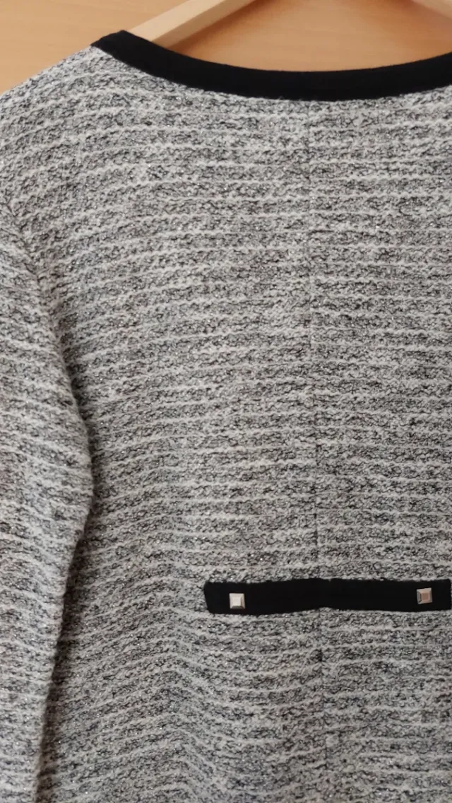 Cárdigan estilo Chanel