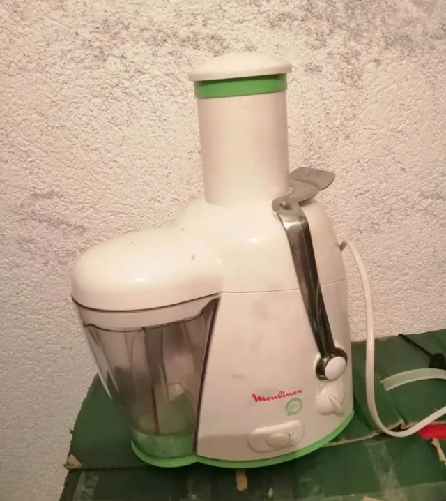 Licuadora Moulinex Blanca y Verde