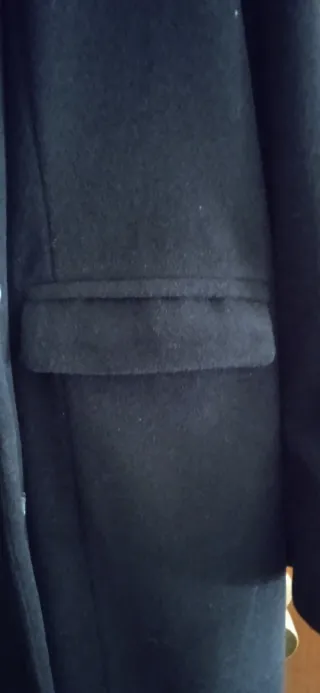 Abrigo largo negro XL con cuello de pelo