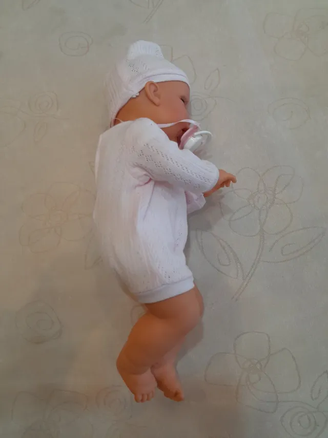 Muñeca Miyo Bebé Realista