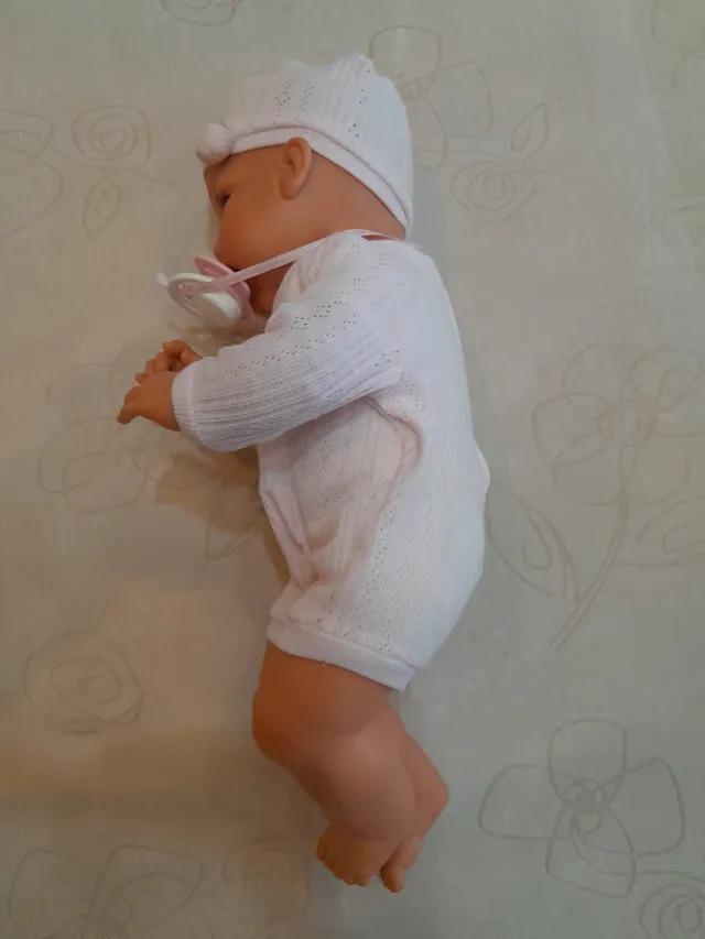 Muñeca Miyo Bebé Realista