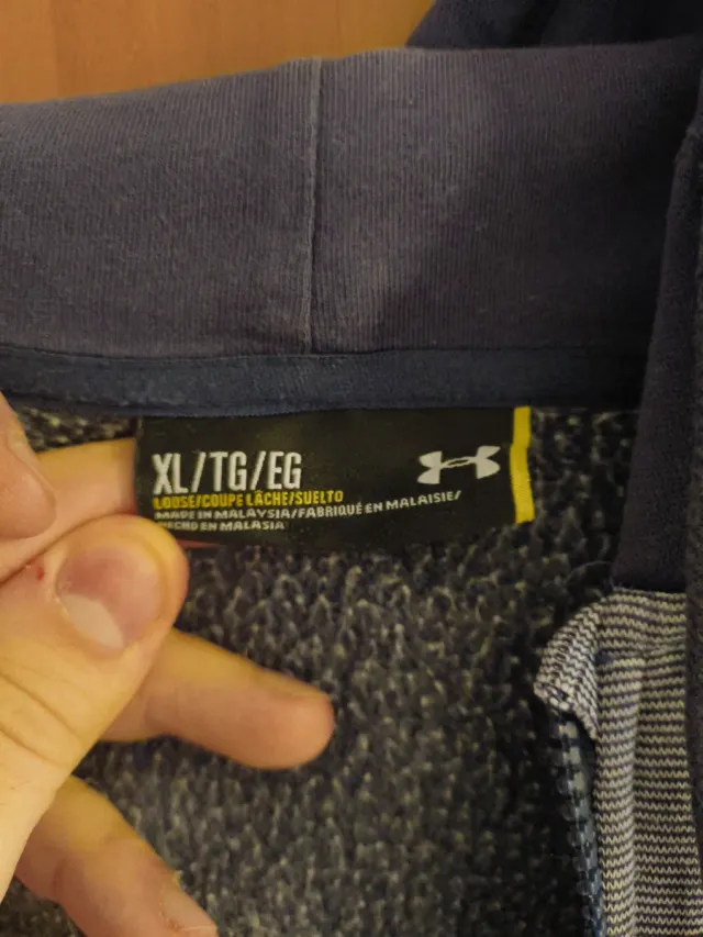 Sudadera Under Armour cremallera.