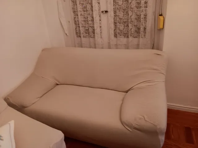 Sofá 2 plazas beige tela