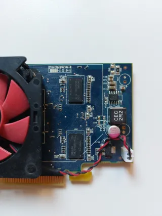 Tarjeta Gráfica AMD HD6450 1GB PCI-Express 2.1×16