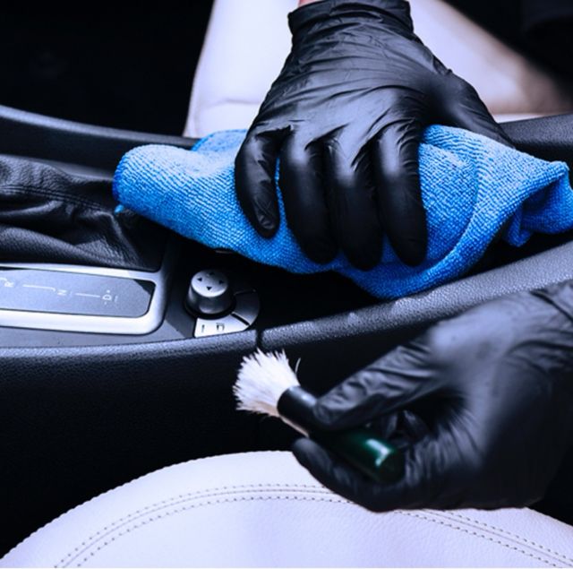 Limpieza integral de vehículos a domicilio