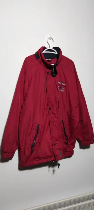Chaqueta Karhu Roja vintage de los 2000