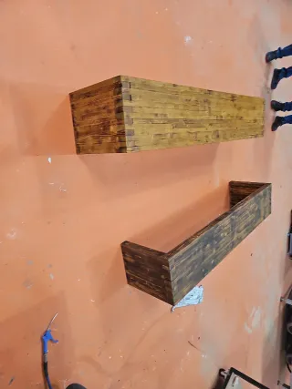 Banco de madera rústico