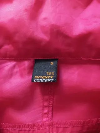 Cortavientos fucsia talla S