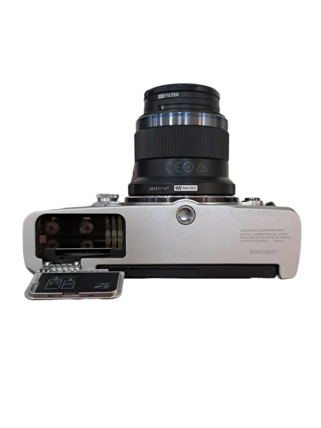 Olympus PEN-F Cámara + Objetivo + Bolso