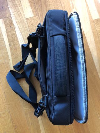 Funda/Maleta Portátil pequeño o tablet o consola