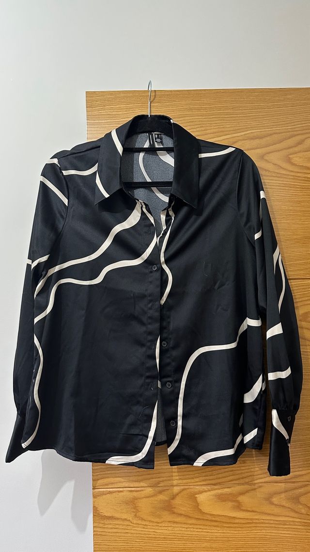 Blusa Vero Moda Negra Talla L