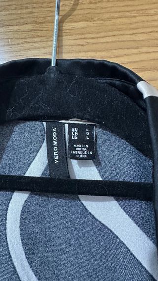 Blusa Vero Moda Negra Talla L