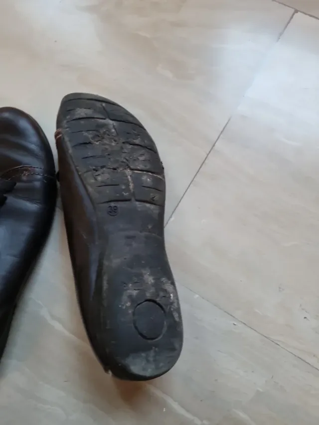 Zapatos de piel marrones