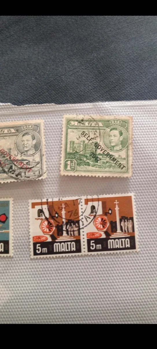 Francobolli Malta anni 40/50/60