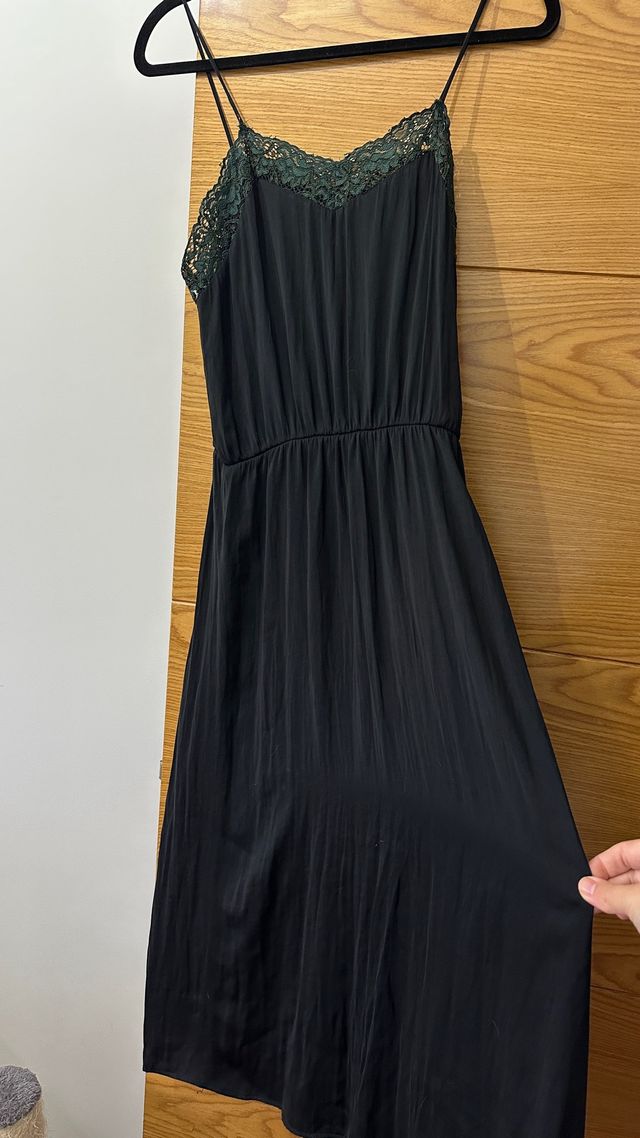 Vestido lencero Mango negro encaje verde T.L