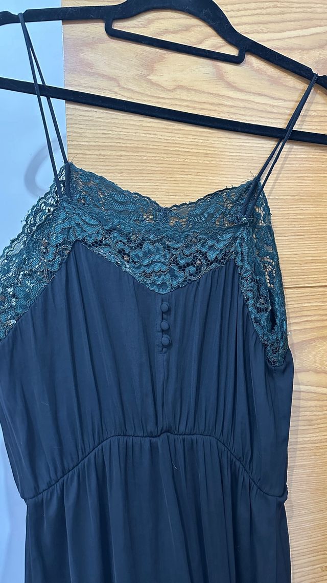Vestido lencero Mango negro encaje verde T.L