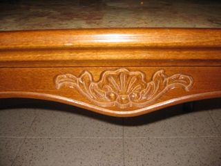 Mesa auxiliar mármol y madera