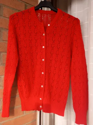 Chaqueta de punto roja