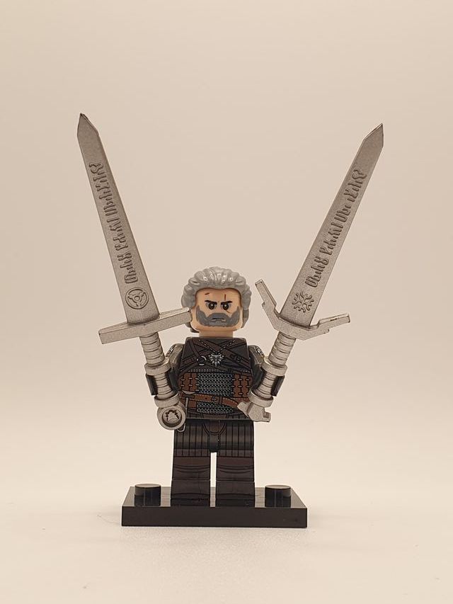 Ciri y Geralt (The Witcher) compatible Lego