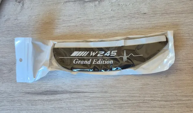 Emblema W245 Grand Edition