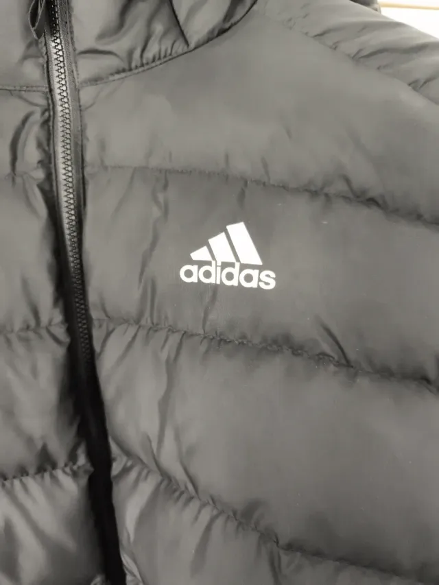 Chaqueta Adidas Negra con Capucha S