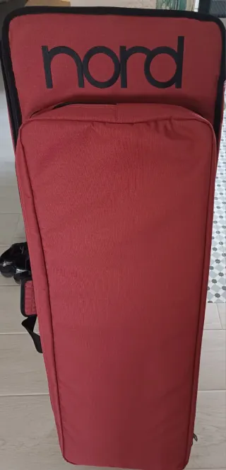 Nord Electro 6 HP Teclado Portátil