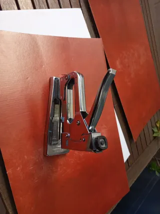 Grapadora Petrus 1530 Cromada