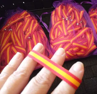 Pulseras d España d tela.Ajustables.Hechas a mano.