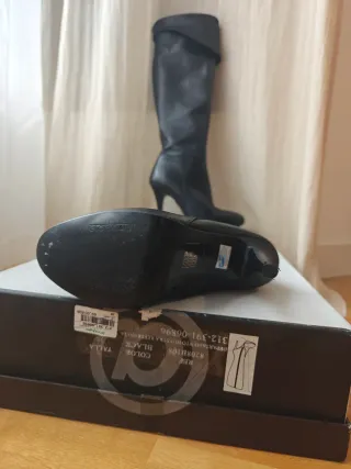 Botas Pura López piel negras altas