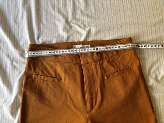 Pantalón Mango Marrón Mostaza