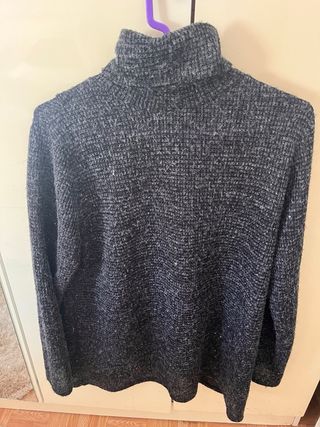 Jersey cuello alto mujer con lentejuelas