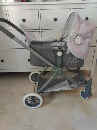 Carrito de muñecas De Cuevas Toys Martin