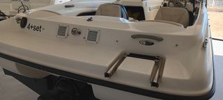 Embarcación Bayliner