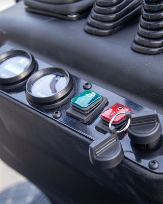 Mini excavadora KB12