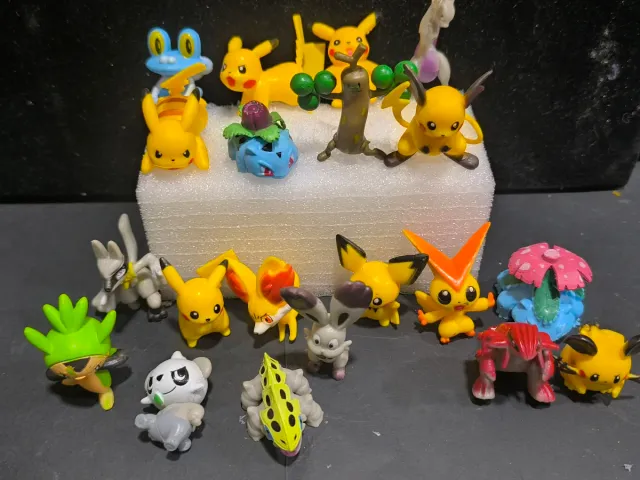 Figuras Pokémon 20 piezas
