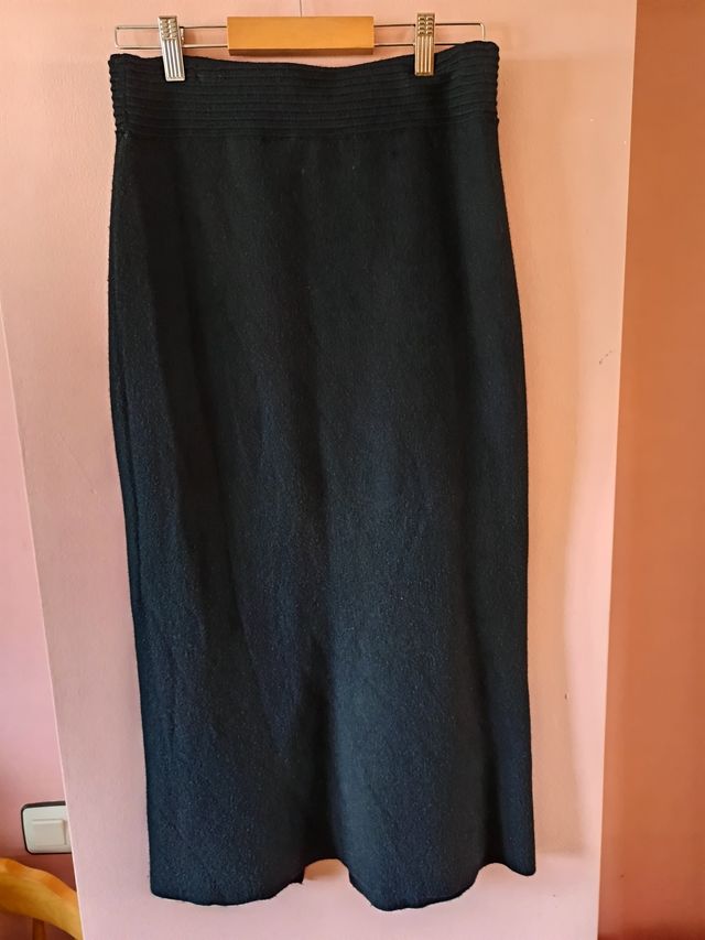 Falda larga negra