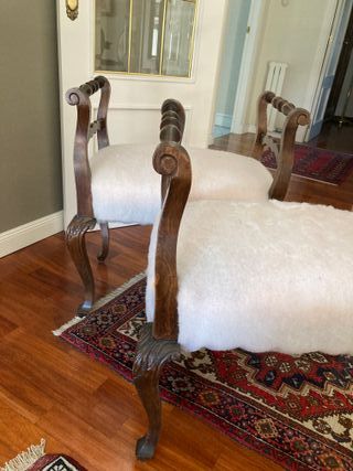 Marquesitas antiguas. Banquetas clásicas.