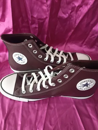 Zapatillas Converse burdeos-marrones Talla 43
