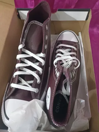 Zapatillas Converse burdeos-marrones Talla 43