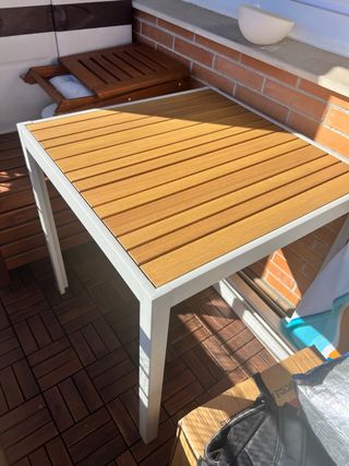 Mesa Ikea Exterior/Interior Madera y Metal