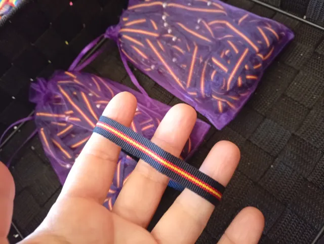 Pulseras d España d tela. Ajustables.Hechas a mano