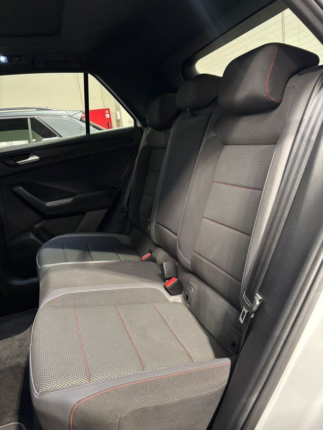 Volkswagen T-Roc FULL EQUIP 150 DSG