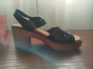 Sandalias negras tacón 39 sin estrenar