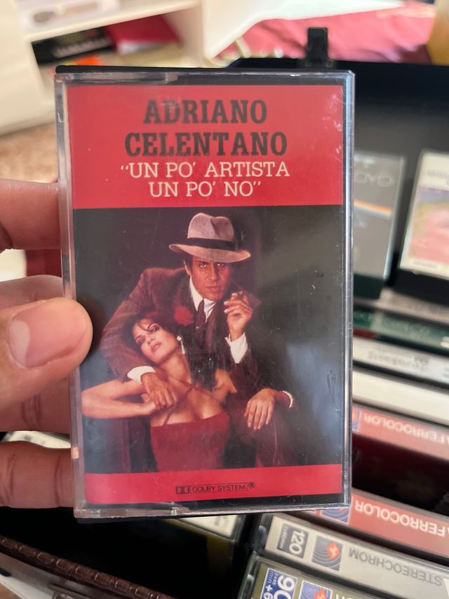 Maletín Porta Cassettes con Música Variada