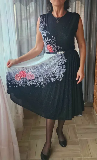 Abito lungo elegante nero a fiori