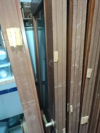 Puertas de armario, puertas y puerta entrada